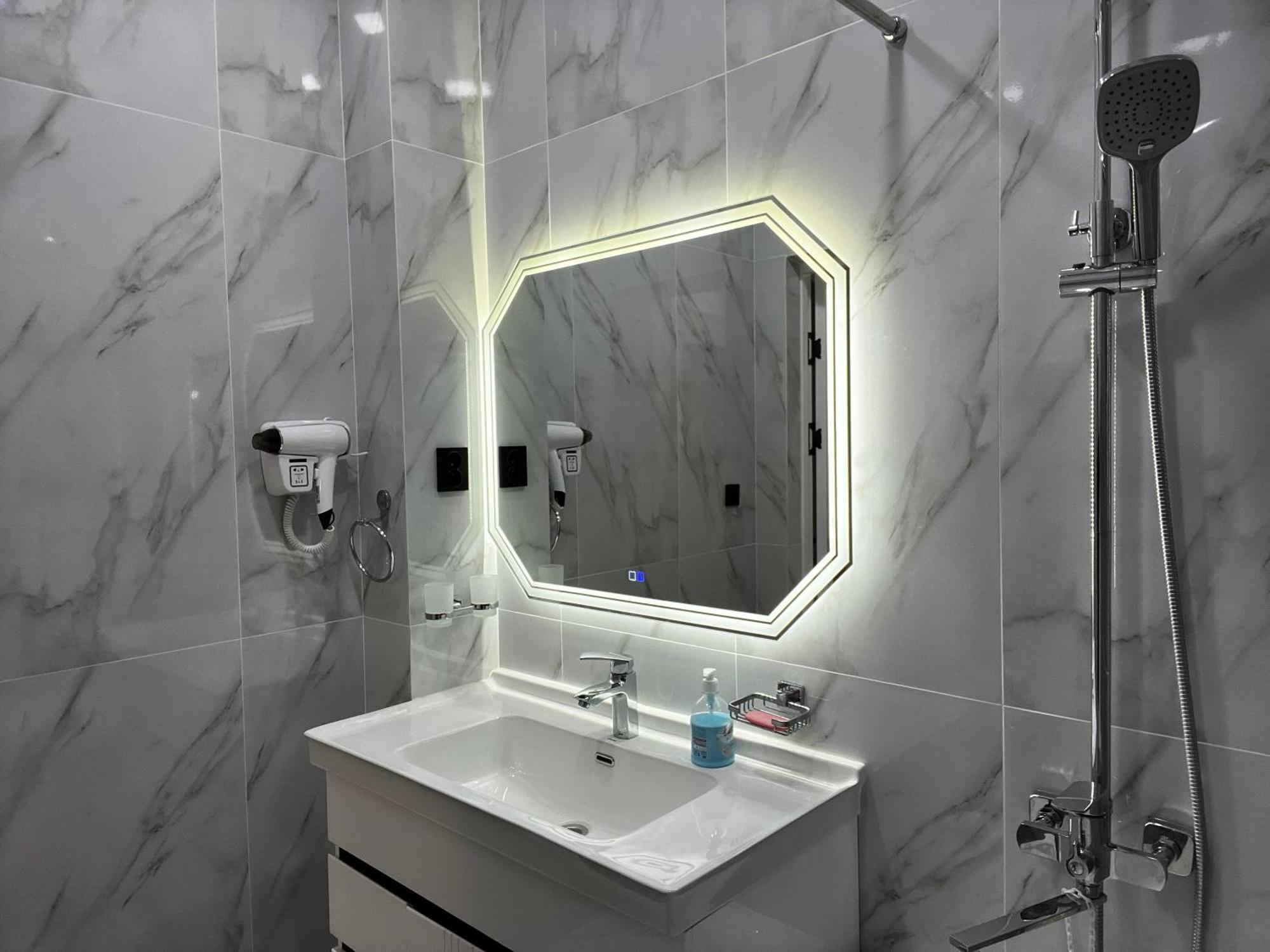 New Apartment Near The Savitsky Museum And Central Bazaar Nukus Zewnętrze zdjęcie